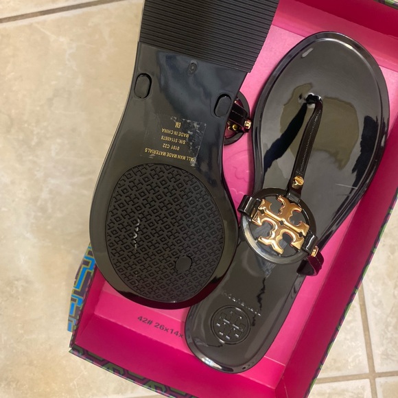Tory Burch Mini Miller Jelly Thong Sandal - Picture 2 of 4